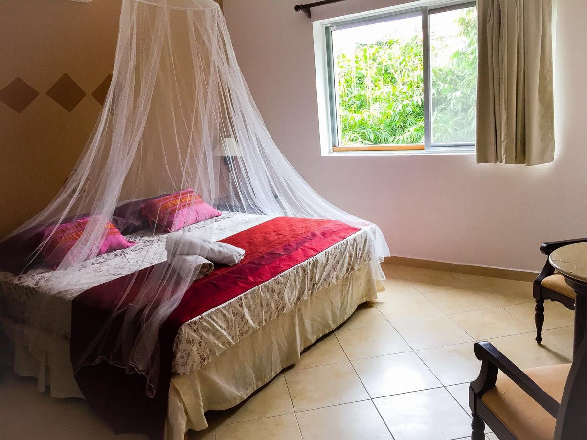 Bed and Breakfast Esquina De La Felicidad De Playacar Playa del Carmen Exterior foto