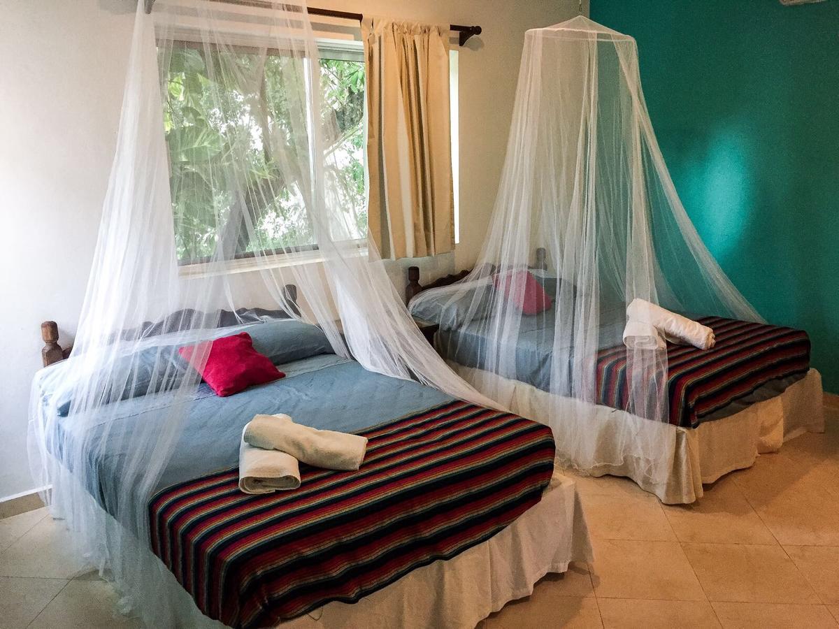 Bed and Breakfast Esquina De La Felicidad De Playacar Playa del Carmen Exterior foto