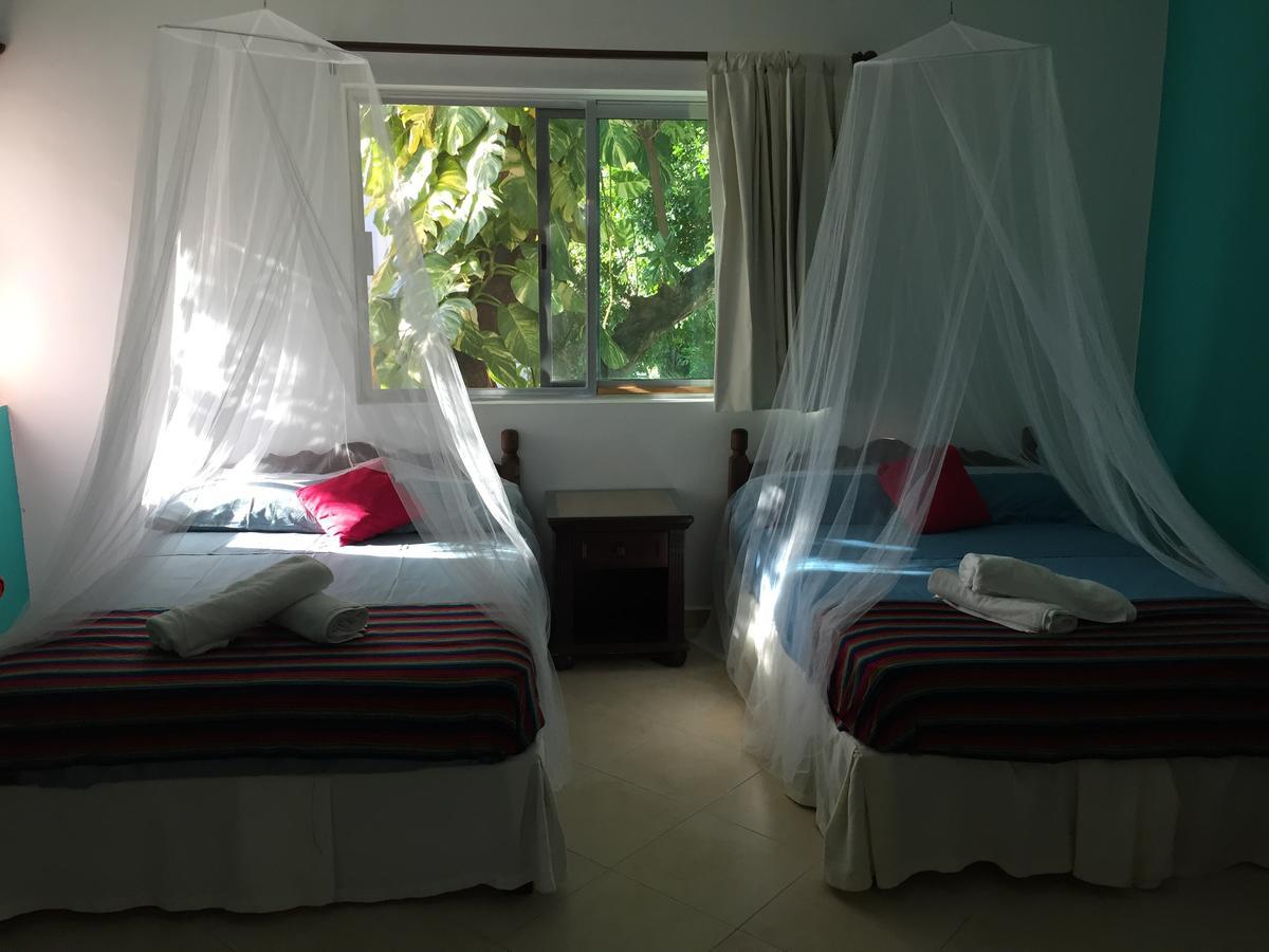 Bed and Breakfast Esquina De La Felicidad De Playacar Playa del Carmen Exterior foto